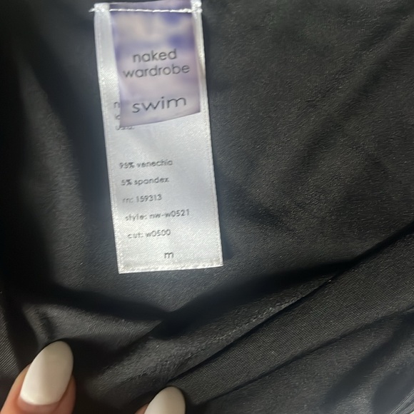 Naked swimwear, one piece. Super cute cut out. Size medium and in good condition - Picture 4 of 4